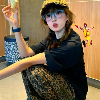 神医下山，未婚妻闺蜜倒追我